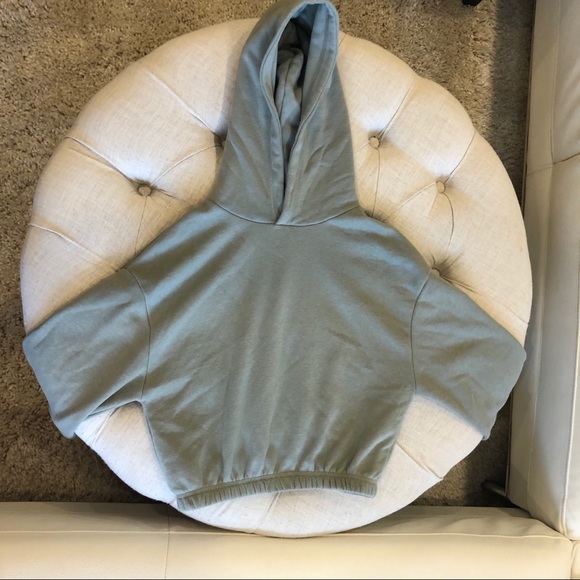 ZARA Cropped Hooded Sweatshirt - Picture 3 of 7